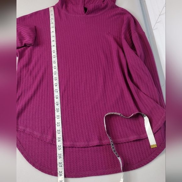 Chaser Women's Waffle Knit Hooded Pullover Long Sleeve Sweater - Picture 10 of 13